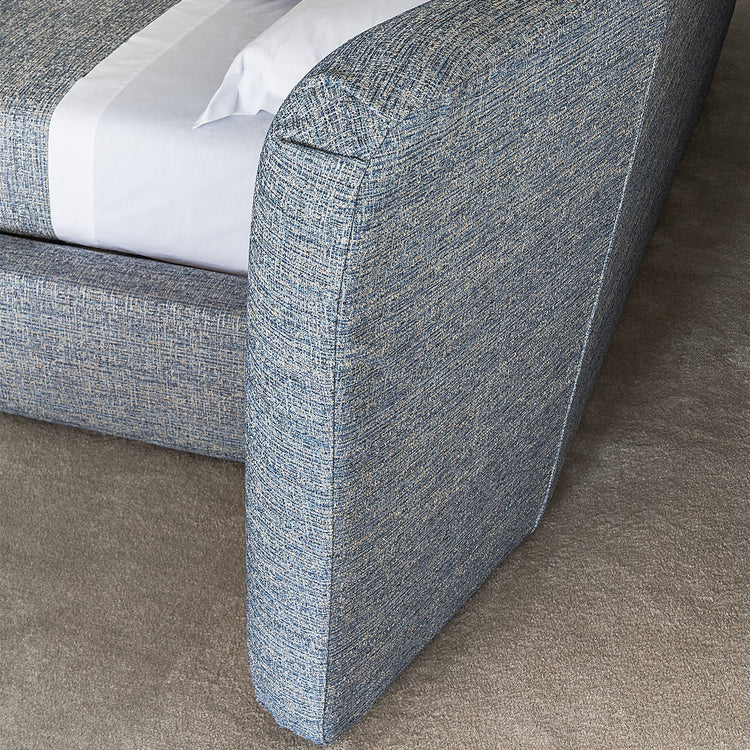 Royale Bed