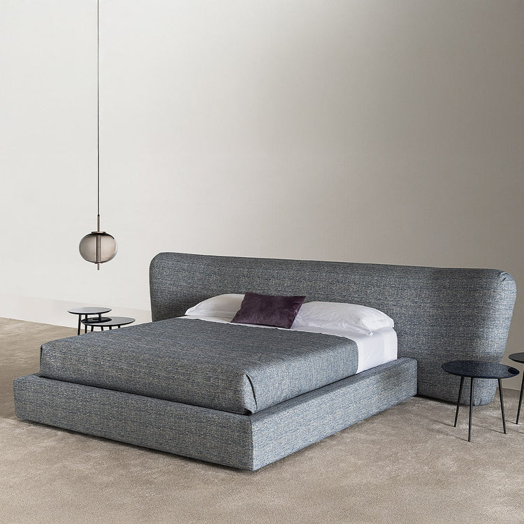 Royale Bed