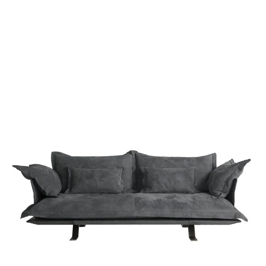 Model Sofa