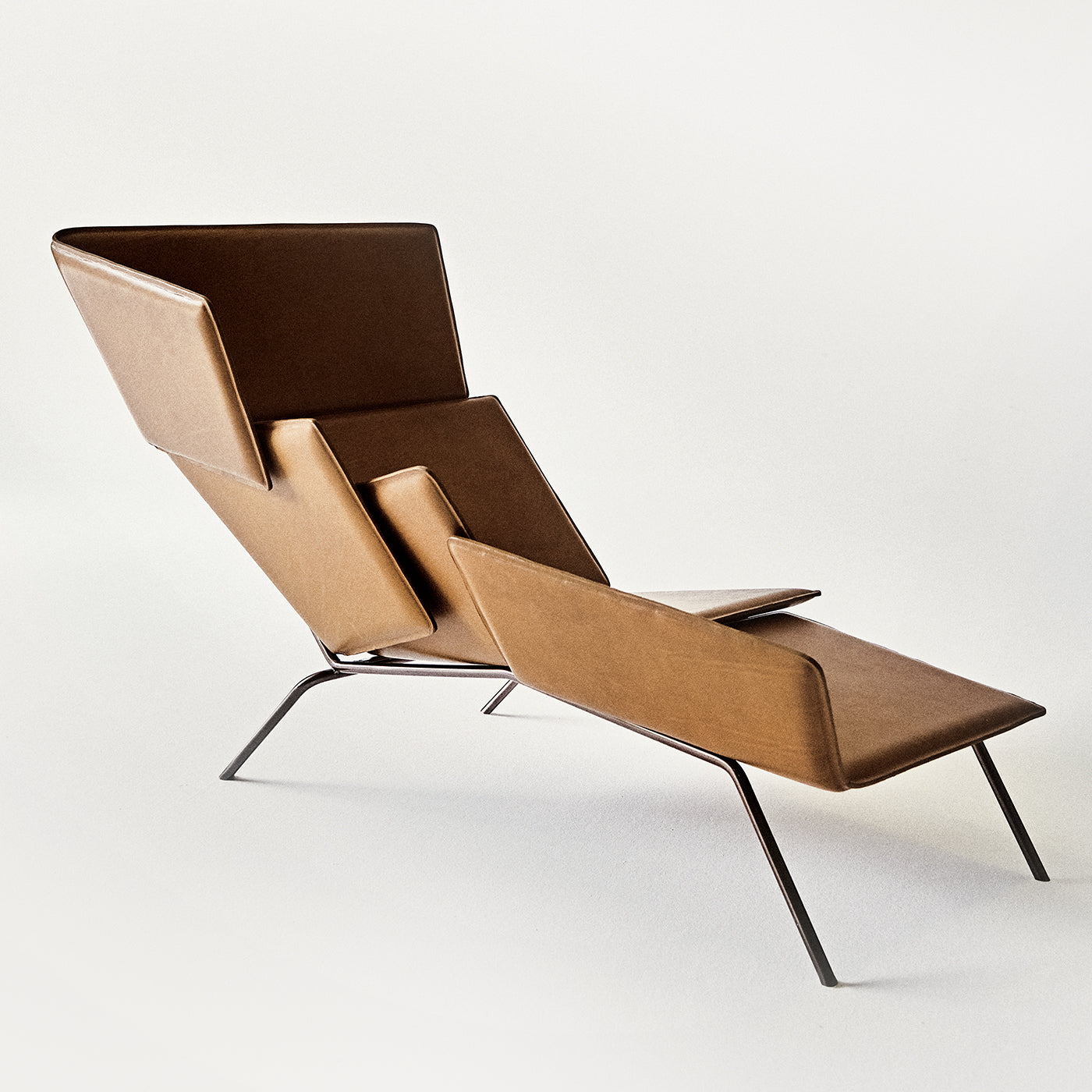 Blade Brown Chaise Longue by Ludovica + Roberto Palomba