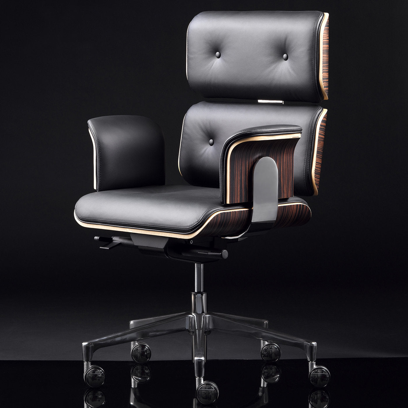 Black Armadillo/2 Swivel Armchair by Rainer Bachschmid