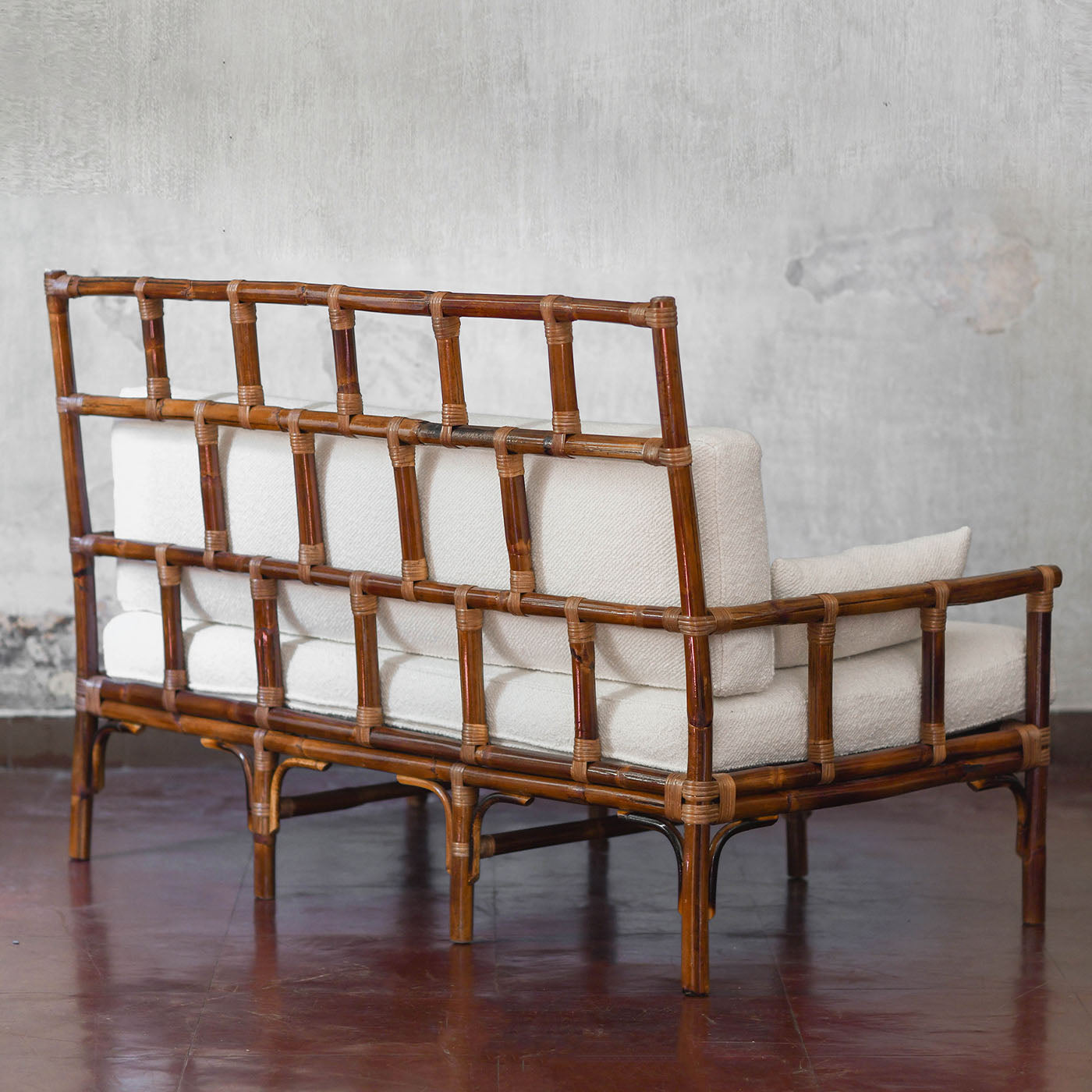 2-Seater White Dedar Fabric & Bamboo Bench